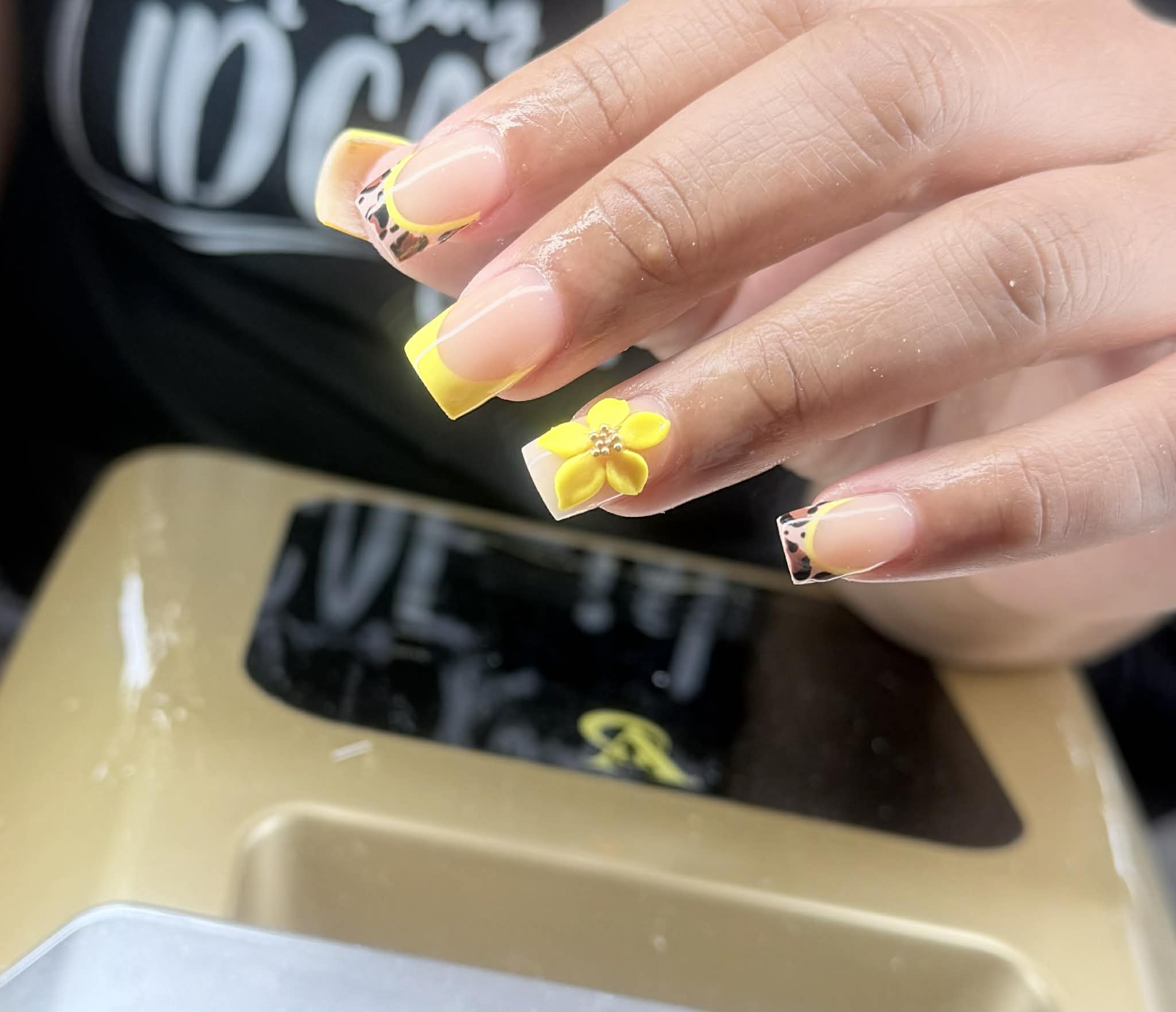 Luxx Nails N Beyond gallery 9