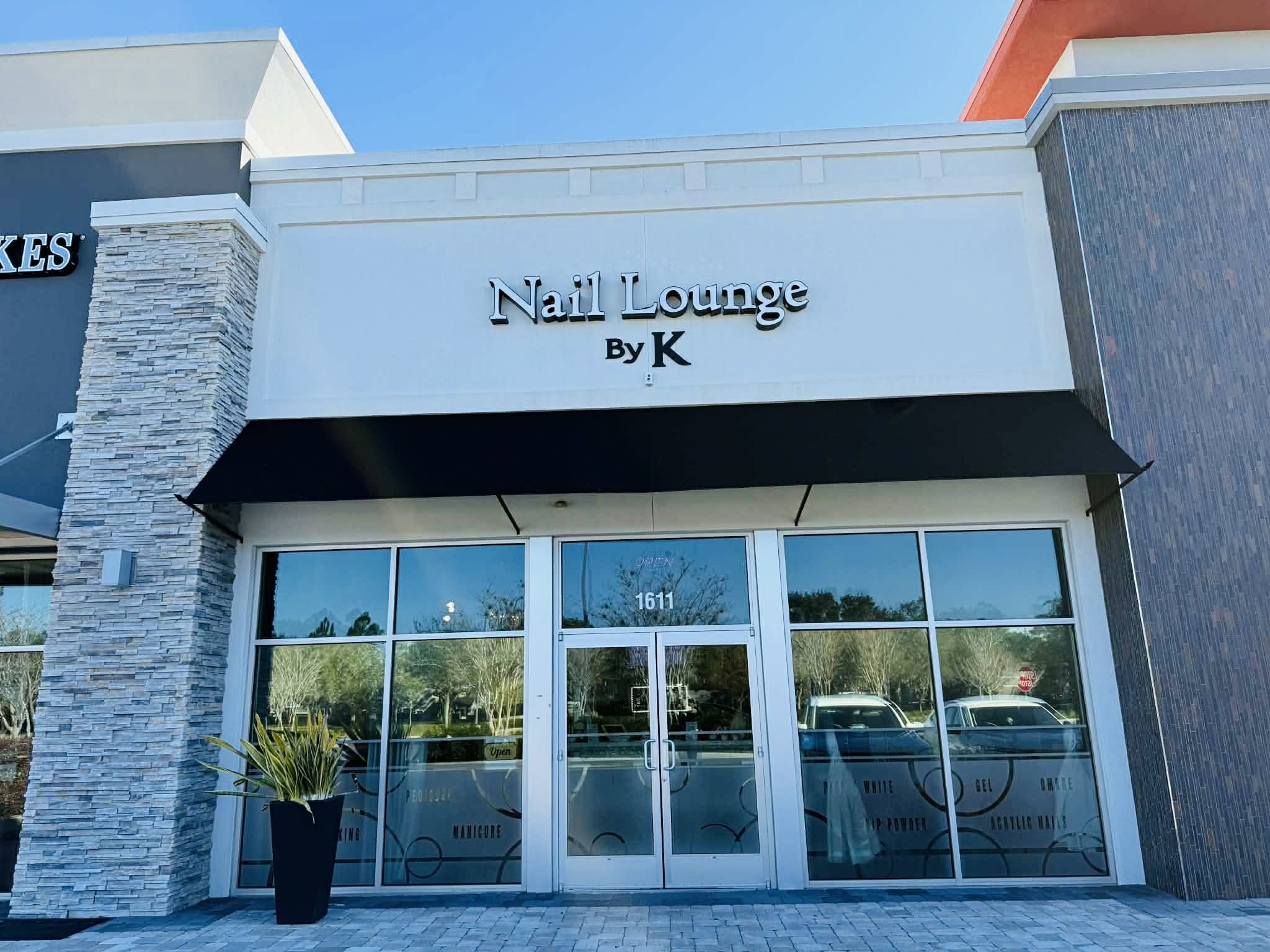 Nail Lounge by K