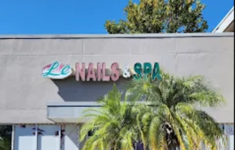 Le Nails Spa in Oviedo